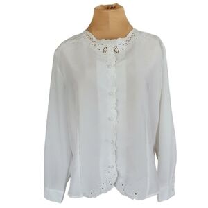 National‎ Off-White Blouse 18P  Scalloped Embroidered Button Front Blouse